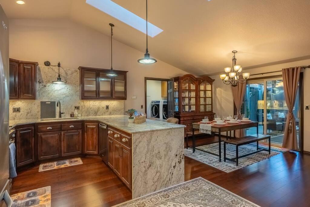 Comfy 4B/2B Home Near Dunes & Ocean! Pet Friendly! Florence Bagian luar foto